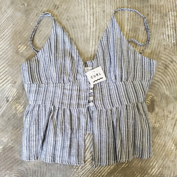 Curl Brand Spaghetti Strap Summer Crop Top - Picture 1 of 4